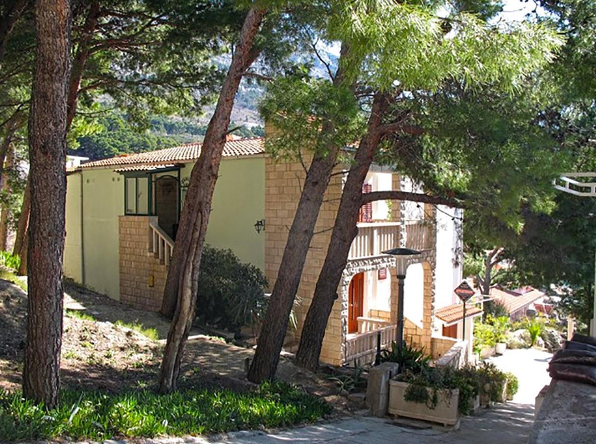 Villa Brela Exterior photo